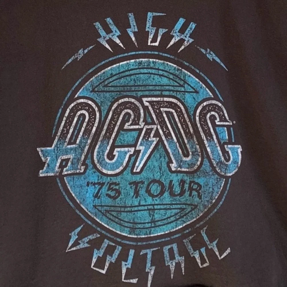 AC/DC Officially Licensed Distressed Gray “High Voltage” Graphic Crop T-Shirt - Picture 4 of 5